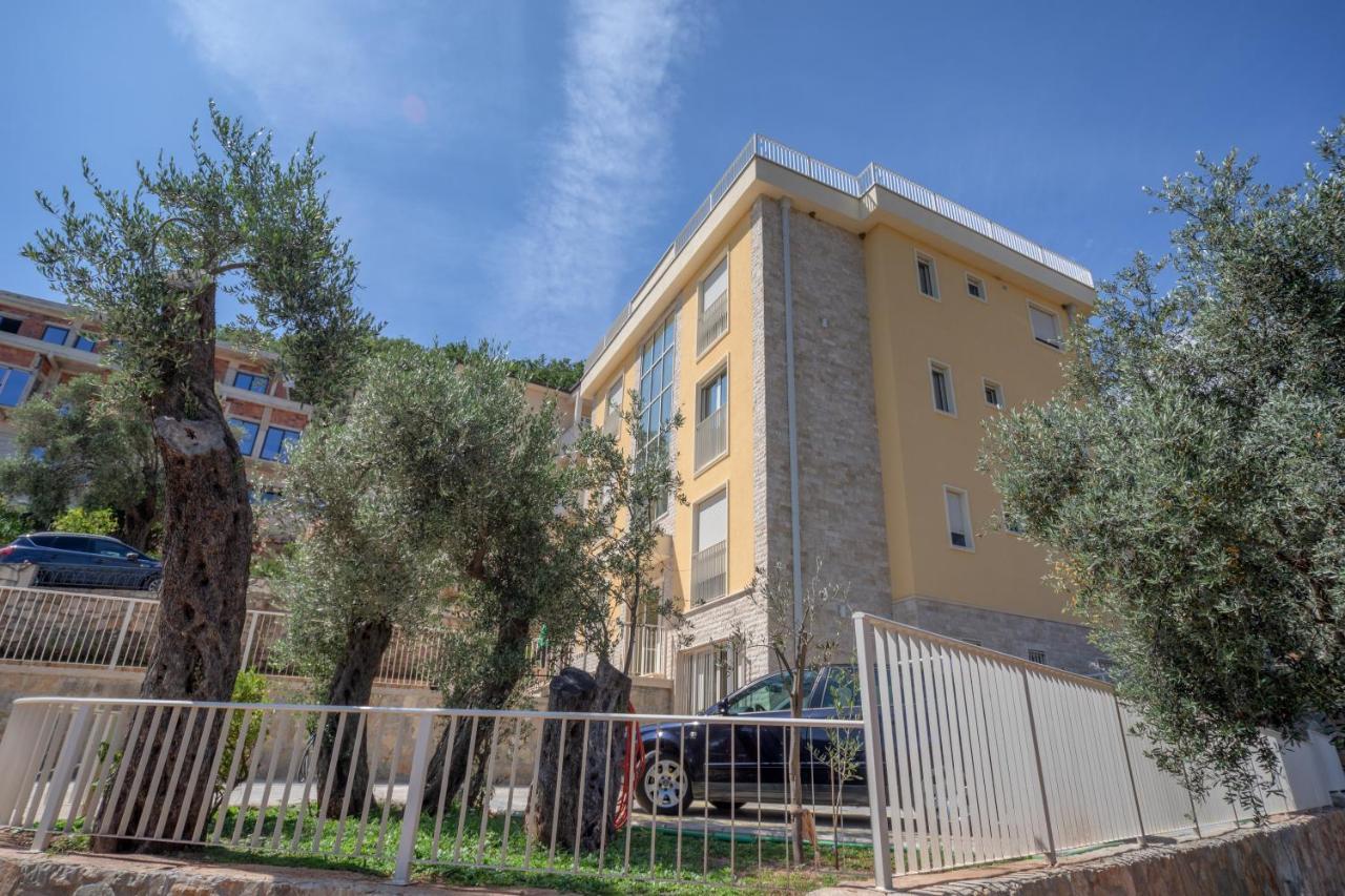 Apartments Bonazza Petrovac Luaran gambar